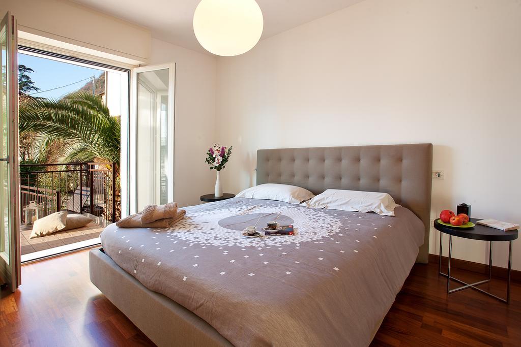 5 Luxury Laglio Apartments-By Italian Apartments Номер фото